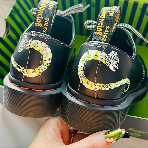 Dr Martens Beetlejuice 1461 Lydia Lace-Up Oxfords 6 W / 5 M Limited Edition Rare - Picture 10 of 15